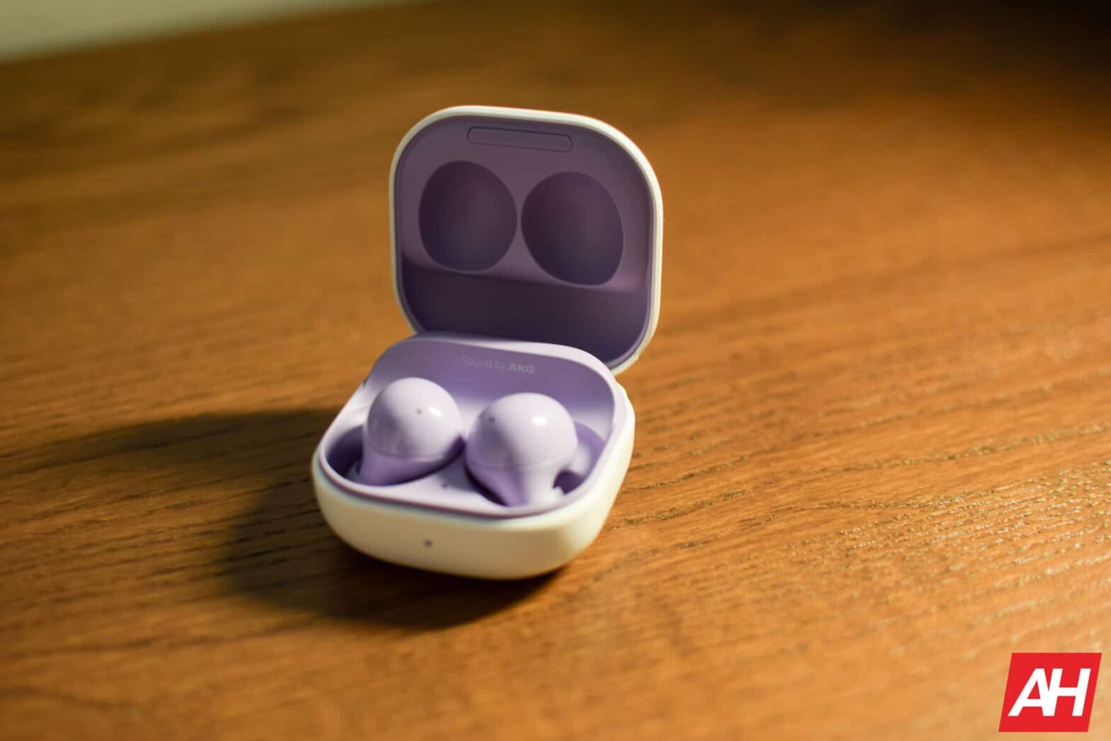 Samsung pushes another update to the Galaxy Buds 2