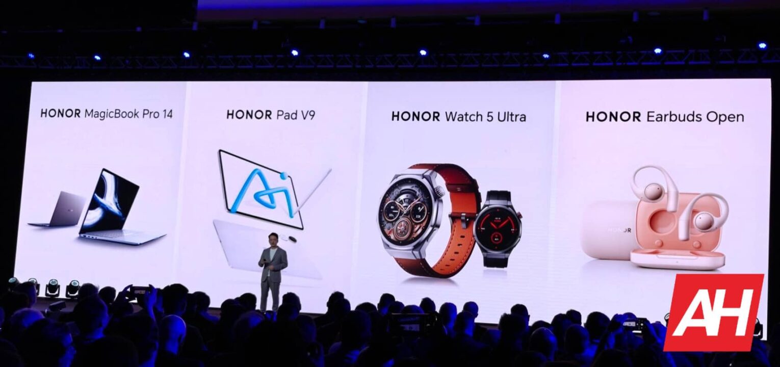 HONOR unveils new tablet, watch, earbuds & laptop at MWC 2025