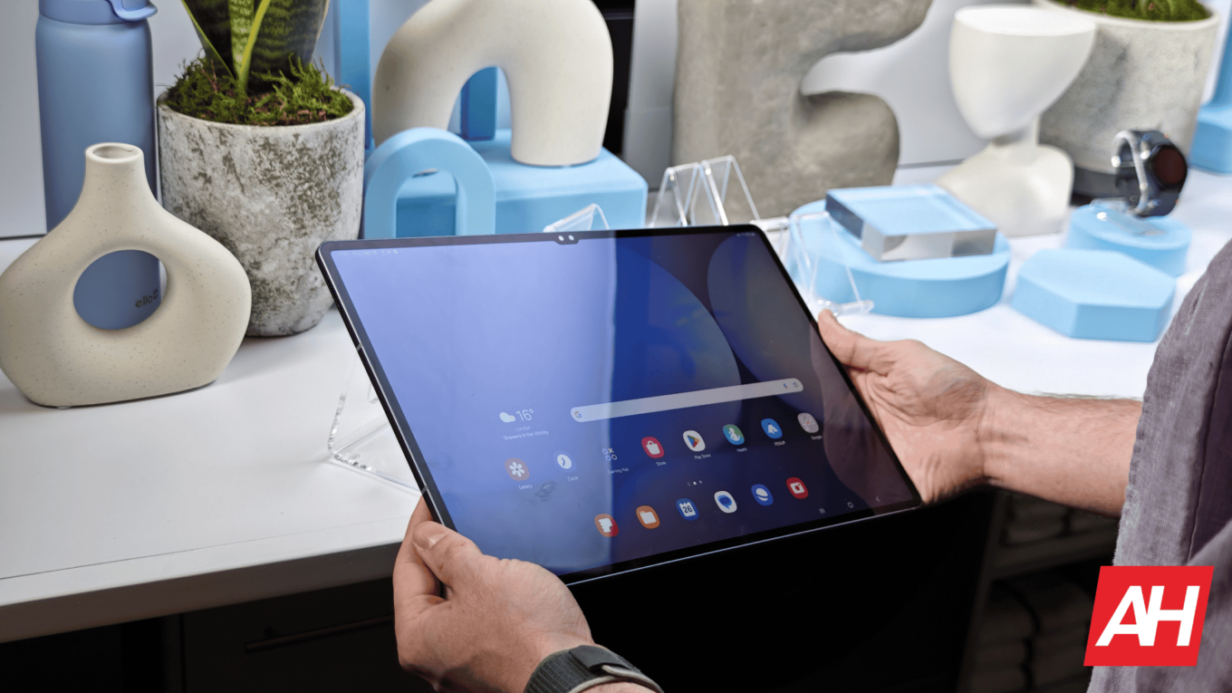 Galaxy Tab S10 FE series' latest leak reveals more key specs