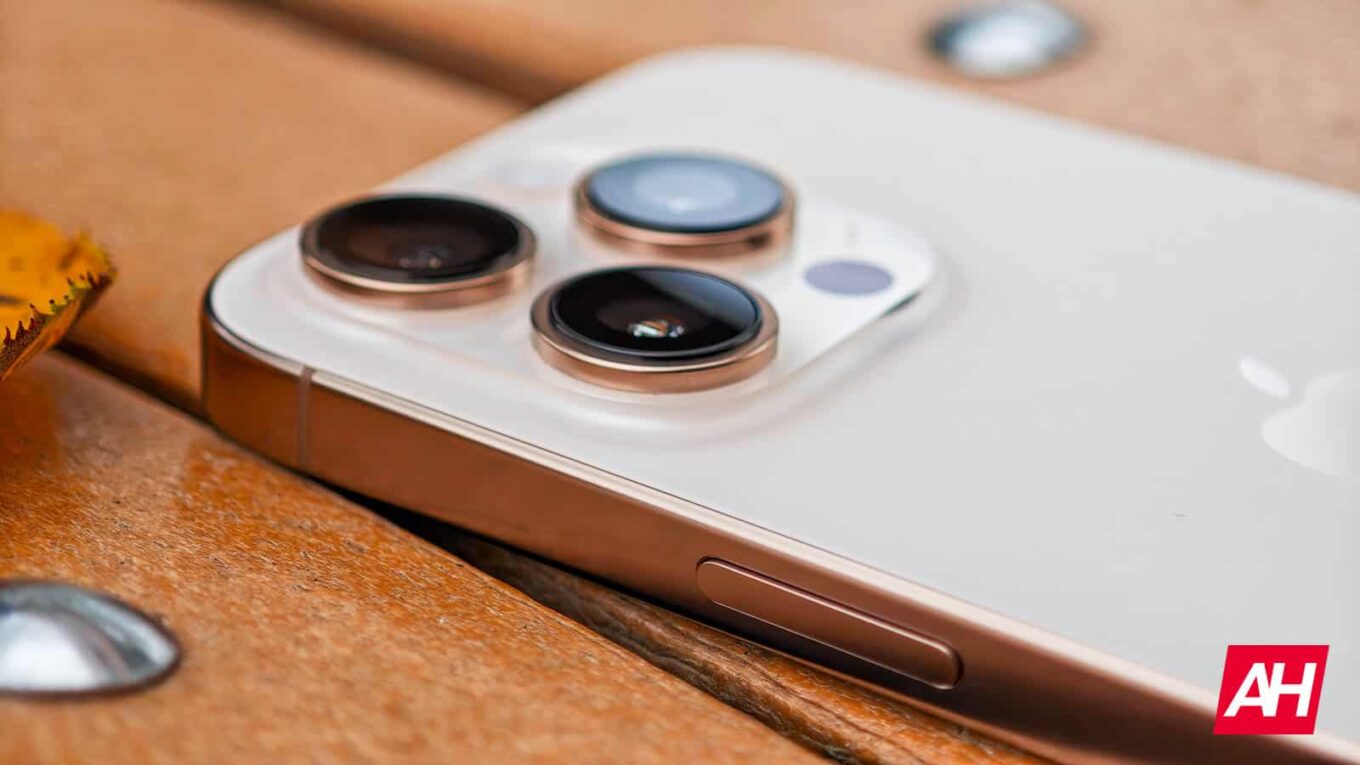 "US-Made" iPhone: Why It Could Cost Twice (at Best)