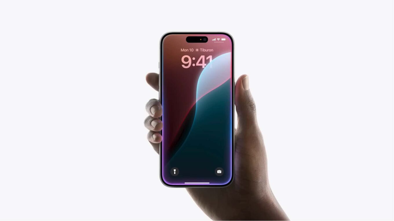 Apple's iPhone Might Finally Open Up to Alternative Voice Assistants