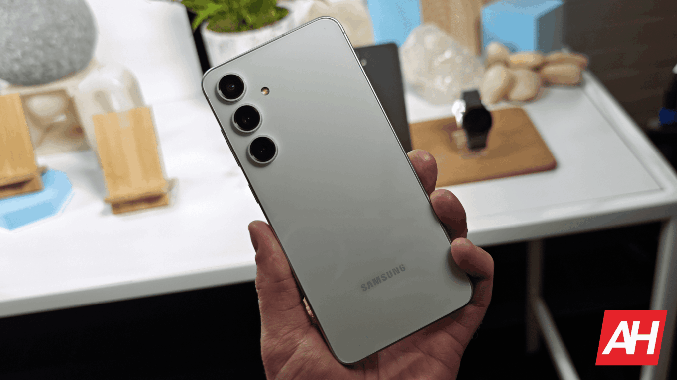 Galaxy S25 FE Upgrades Leaked: Battery Life Boost, LTPO Display