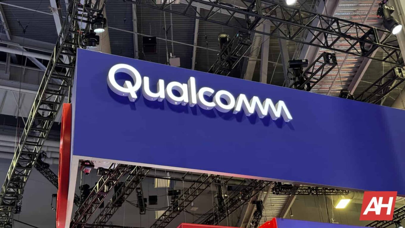 Qualcomm Challenges Nvidia with In-House AI Accelerator Chips