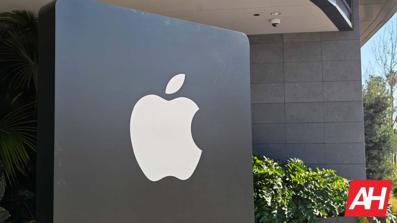 App Store Antitrust Lawsuit Puts Apple at Risk of $2 Billion Fine